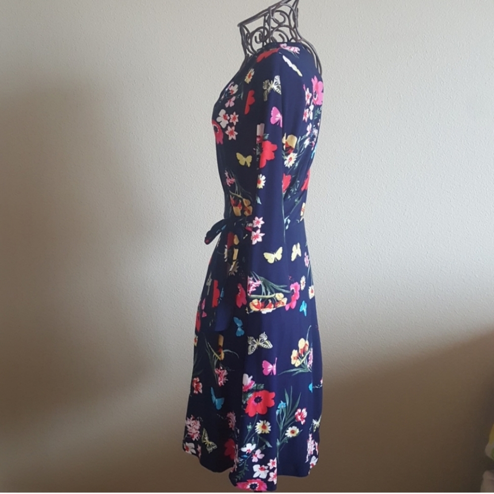Soft Floral Summer Dress - Picture 6 of 7